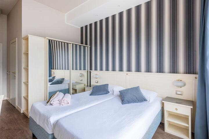 Room 21 of 86