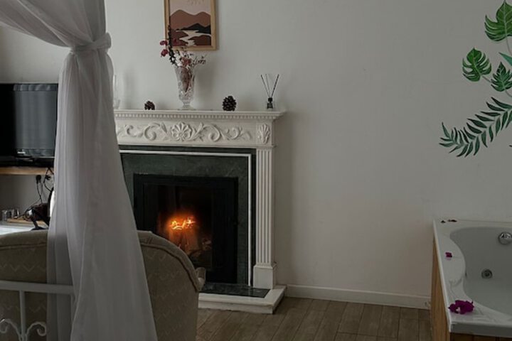 Room 81 of 184