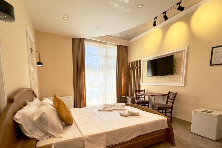 Room 45 of 121