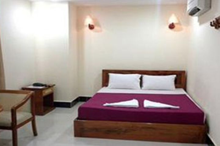 Chea Rithy Heng Hotel & K T V