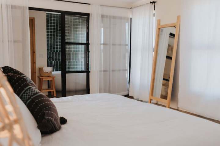 Room 14 of 44