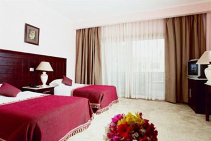 Room 29 of 49