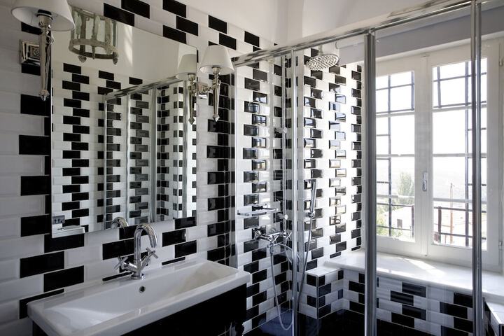 Bath Interior