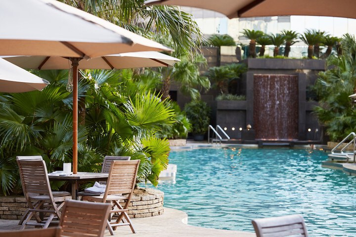 Pool 59 of 69