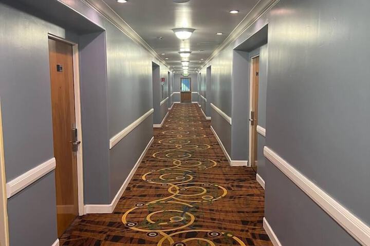 Ballroom/Hall 60 of 65