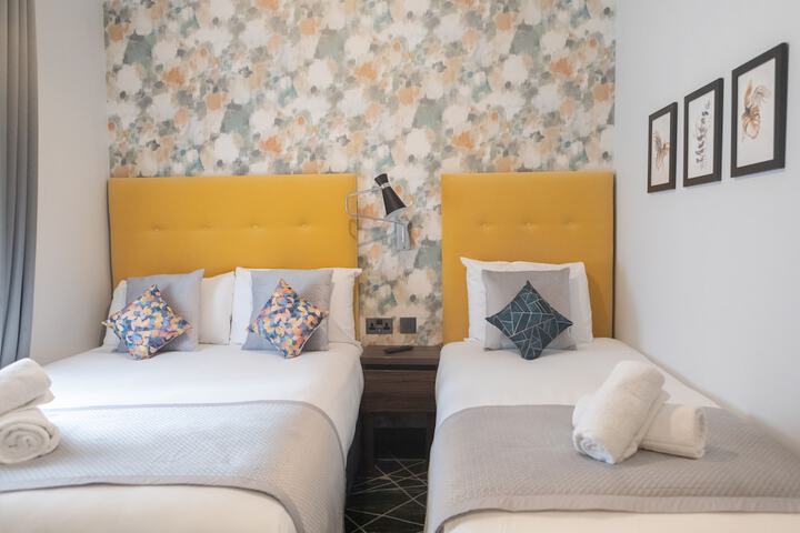 Room 15 of 31