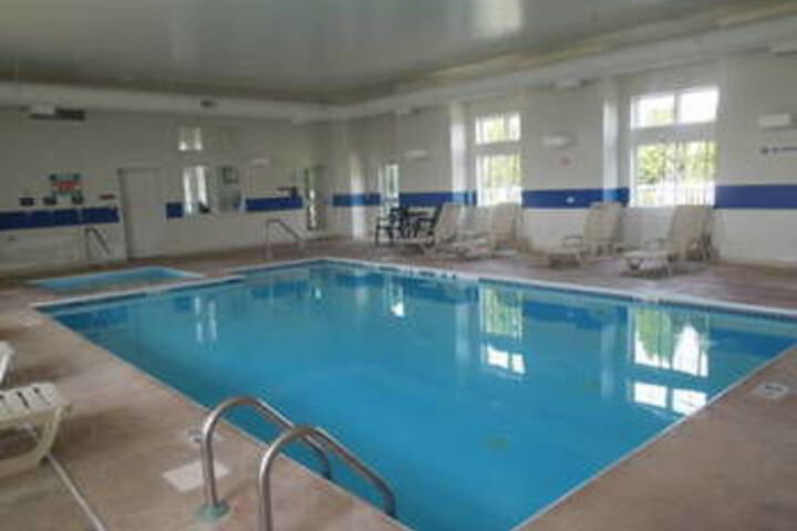Pool 22 of 29