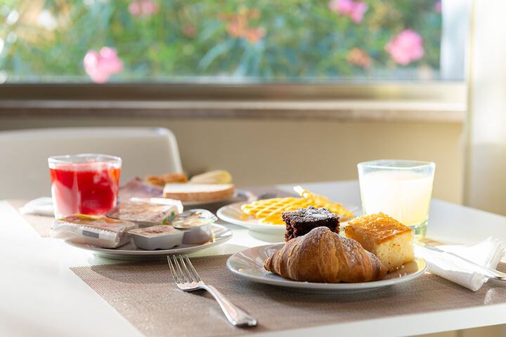 Breakfast meal