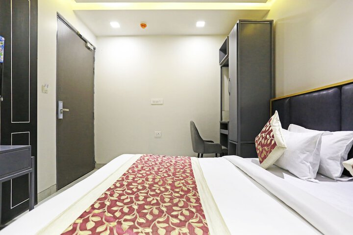 Room 7 of 54