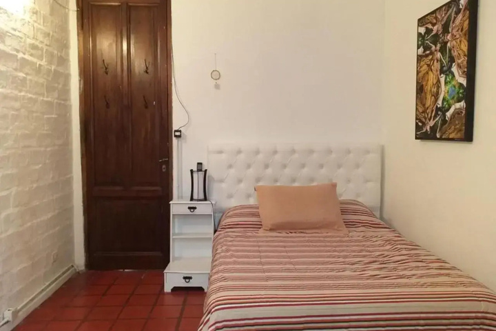 Room 3 of 17