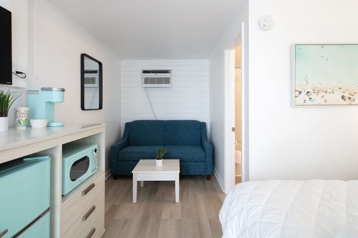 Room 7 of 24