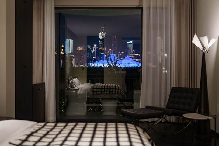 Room 14 of 45