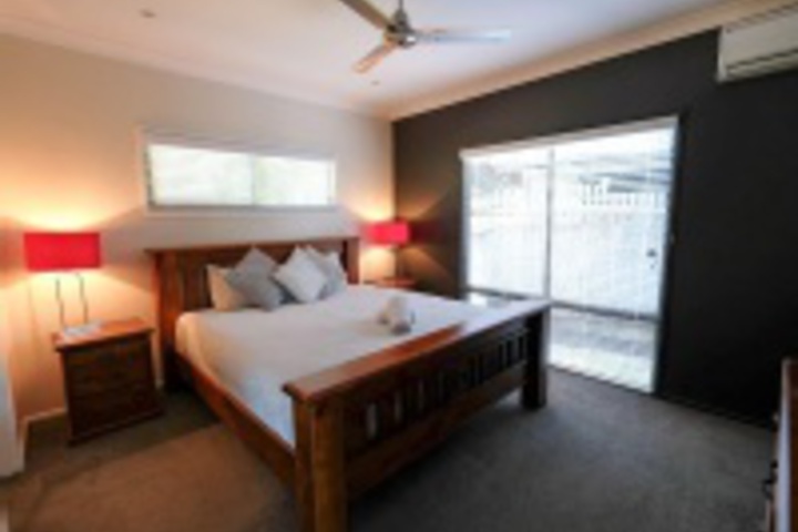 Room 54 of 192