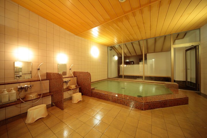 Room 15 of 31