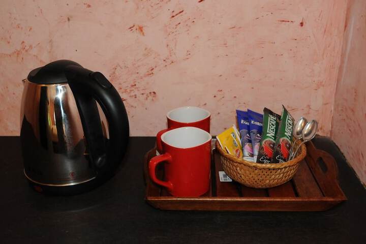 Breakfast/Coffee Service 10 of 27