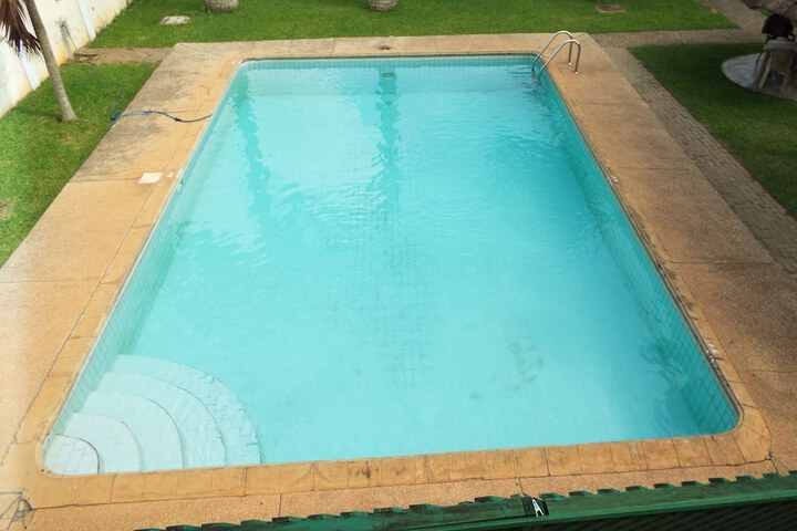 Pool 37 of 45