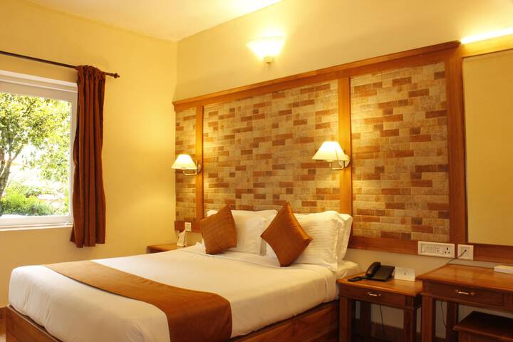 Room 10 of 35