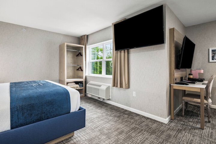 Room 36 of 119