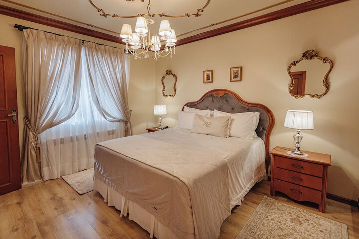 Room 47 of 138