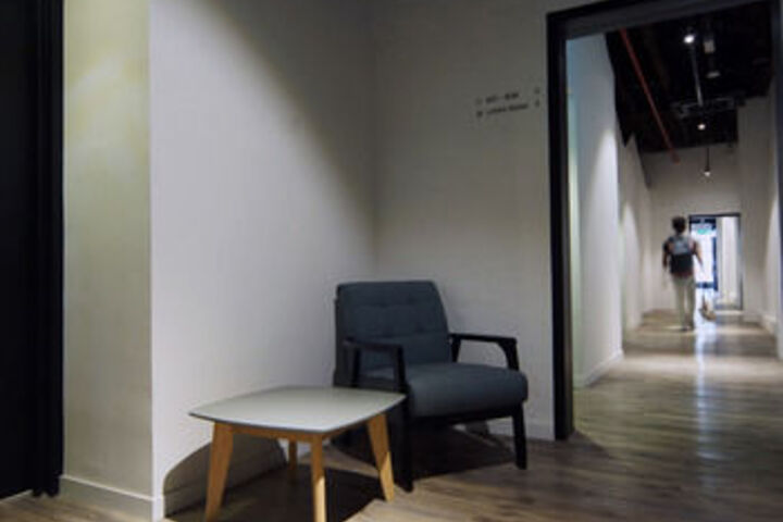 Ballroom/Hall 49 of 74