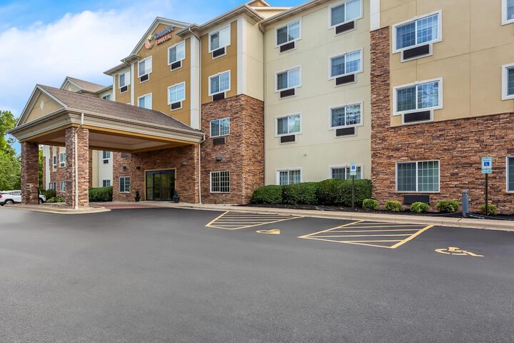 Hotel 56 of 61
