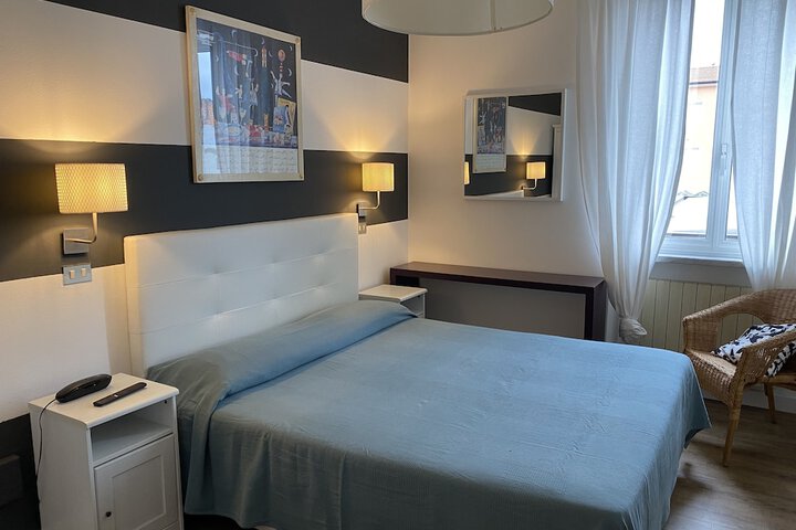 Room 17 of 68