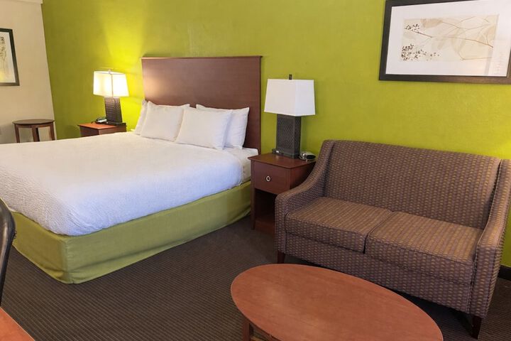 Room 5 of 45
