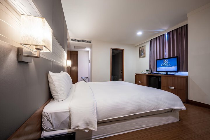 Room 20 of 54