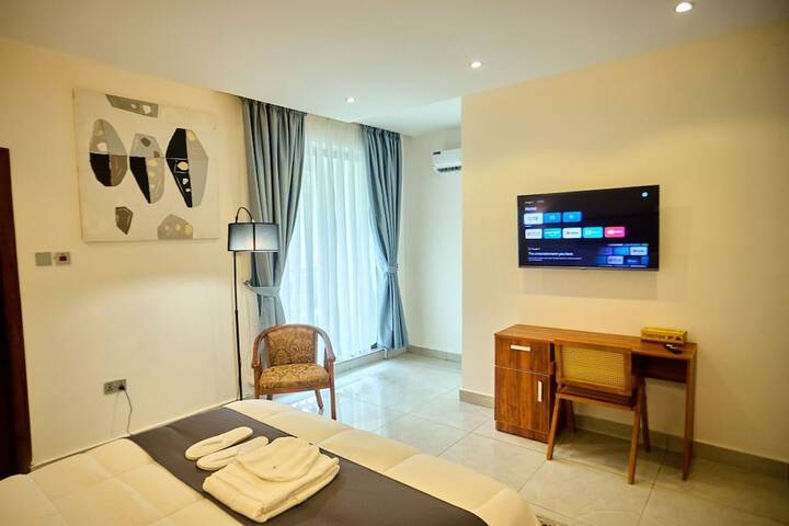 Room 60 of 144