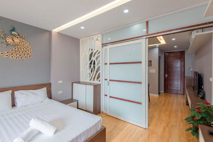 No.9 Housinng 81 Linh Lang