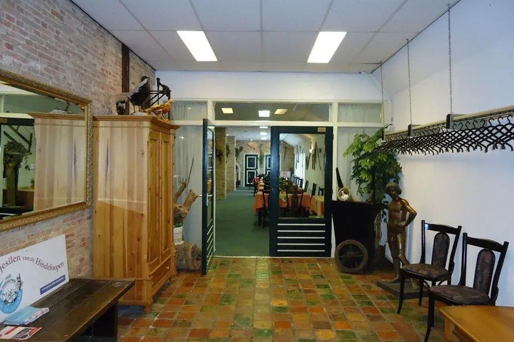 Photo 18