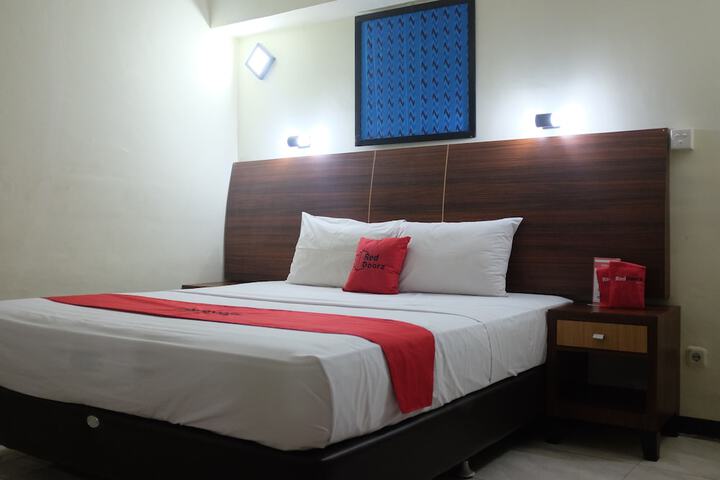 Room 5 of 15