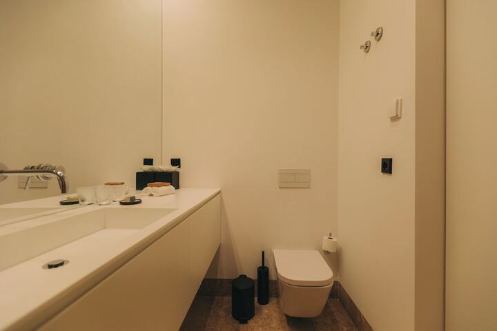 Room 195 of 274