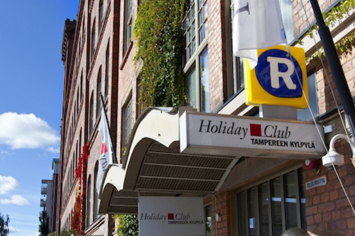 Hotel 64 of 69