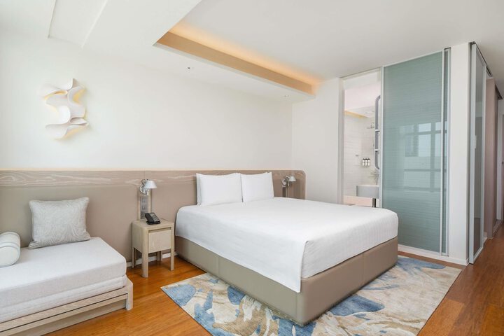 Room 34 of 116