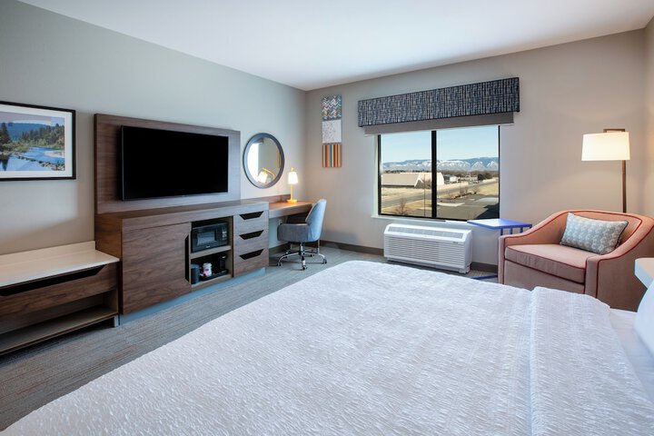 Room 3 of 39