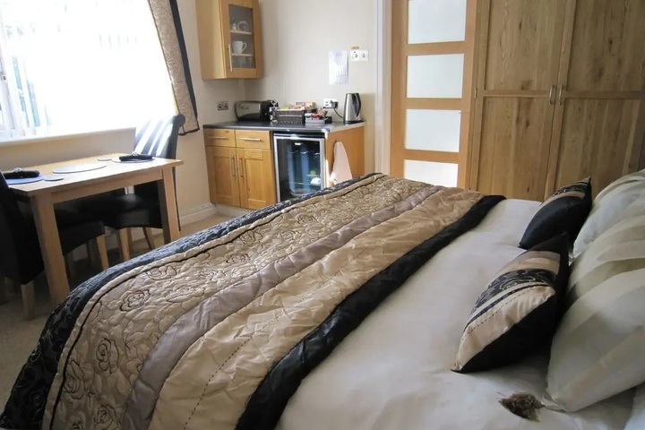 guest_rooms