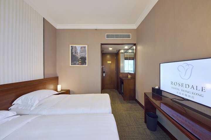 Room 17 of 49
