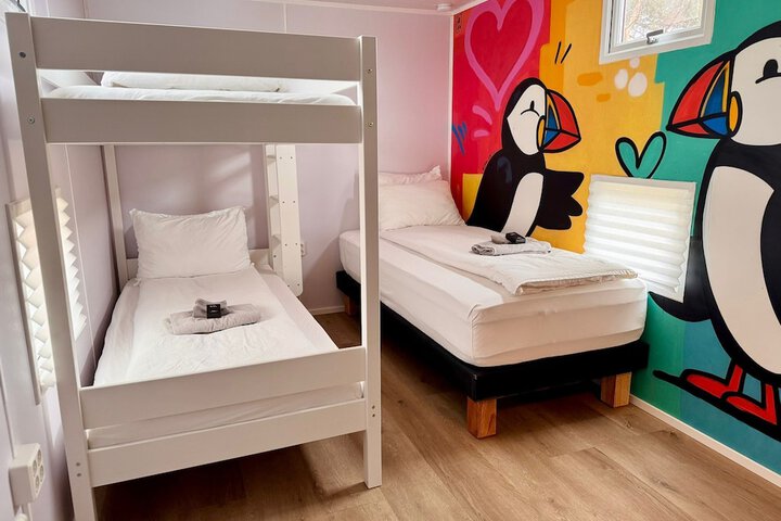 Room 9 of 23
