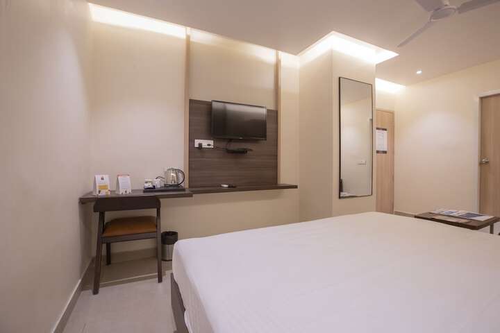 Room 36 of 63