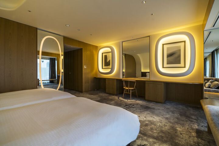 Room 14 of 88