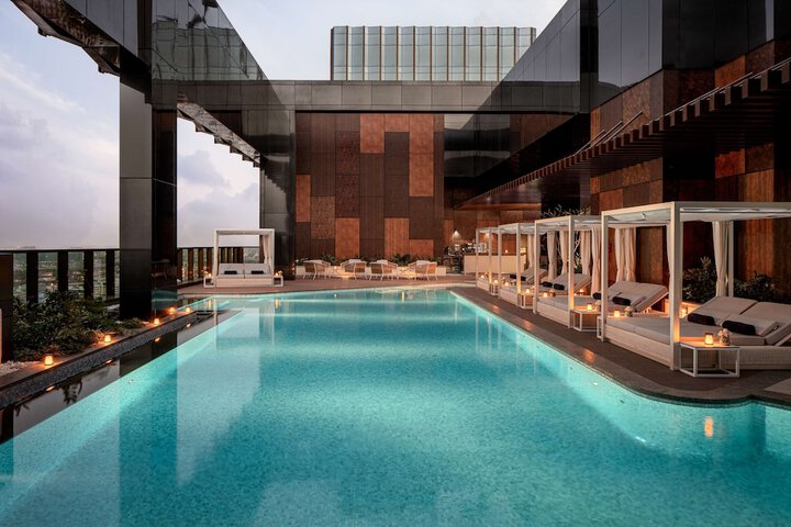 Pool 65 of 103