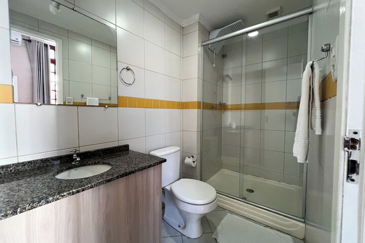 Room 148 of 206