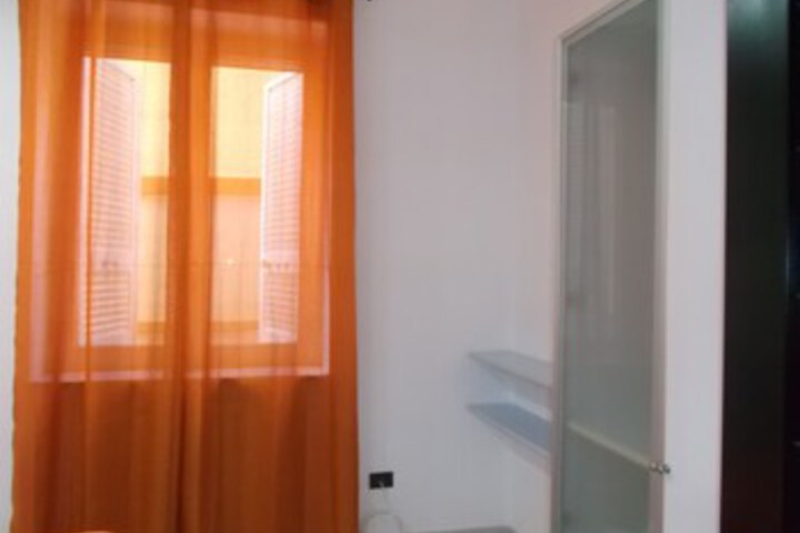 Room 10 of 17