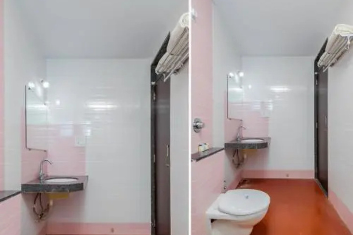 Room 9 of 15