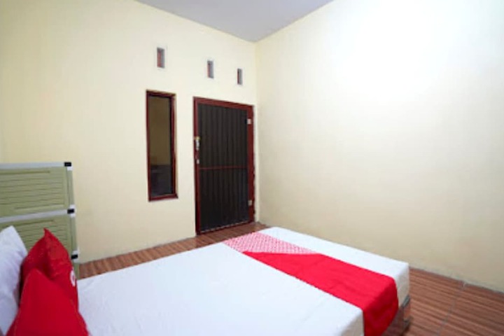 Room 21 of 27