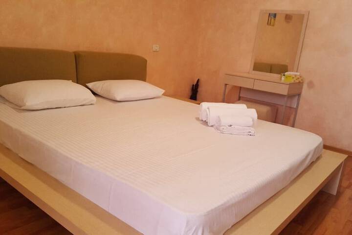 Room 2 of 13
