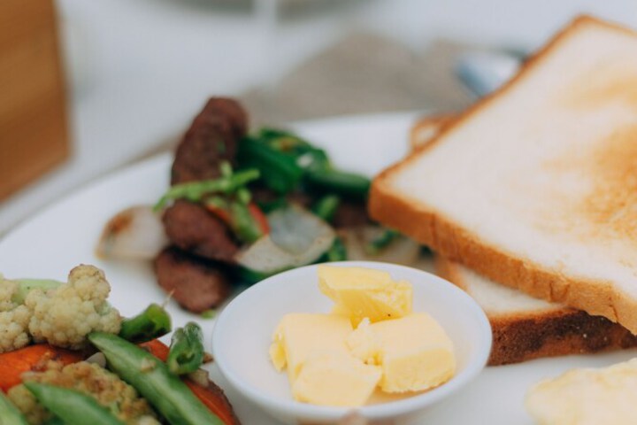 Breakfast/Coffee Service 89 of 157