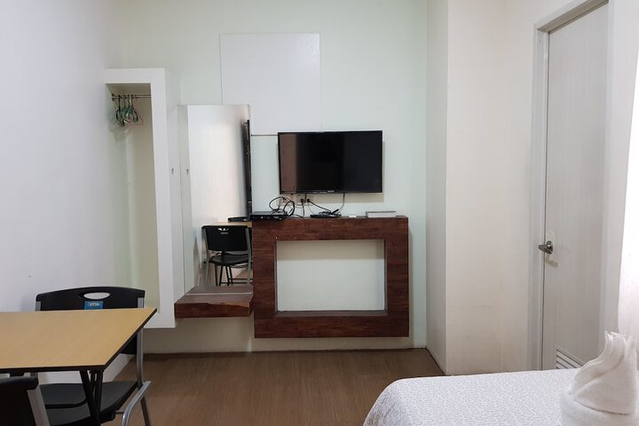 Room 19 of 33