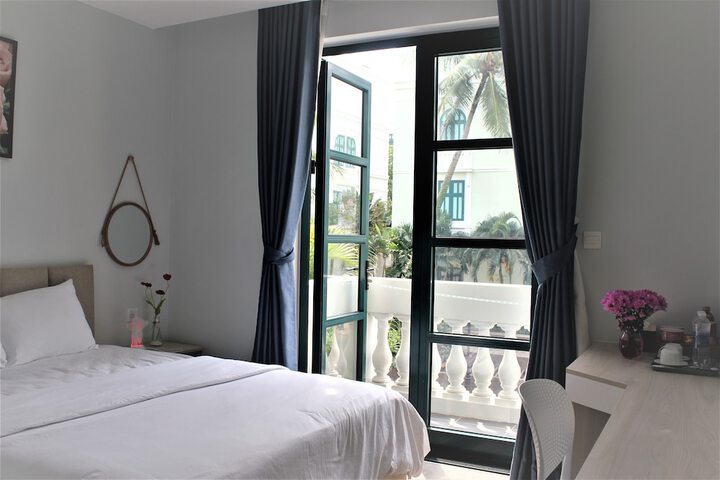 Room 5 of 42